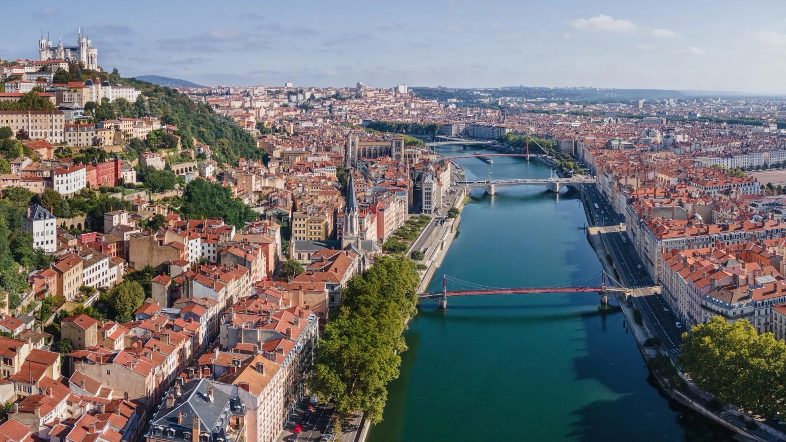 A Culinary Cruise Through France