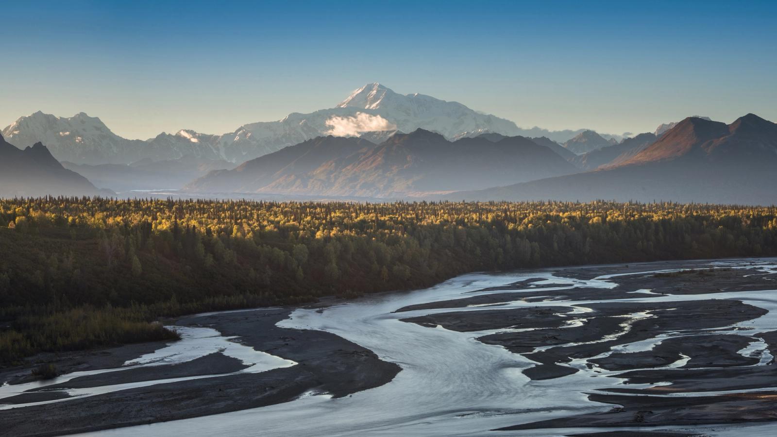 Alaska: Wilderness and Wildlife