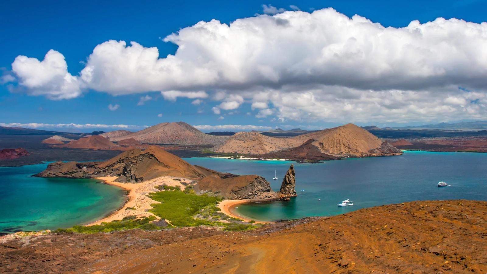 Wonders of the Galápagos and Machu Picchu