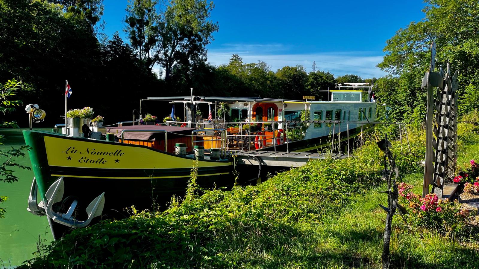 La Nouvelle Etoile - Moselle River