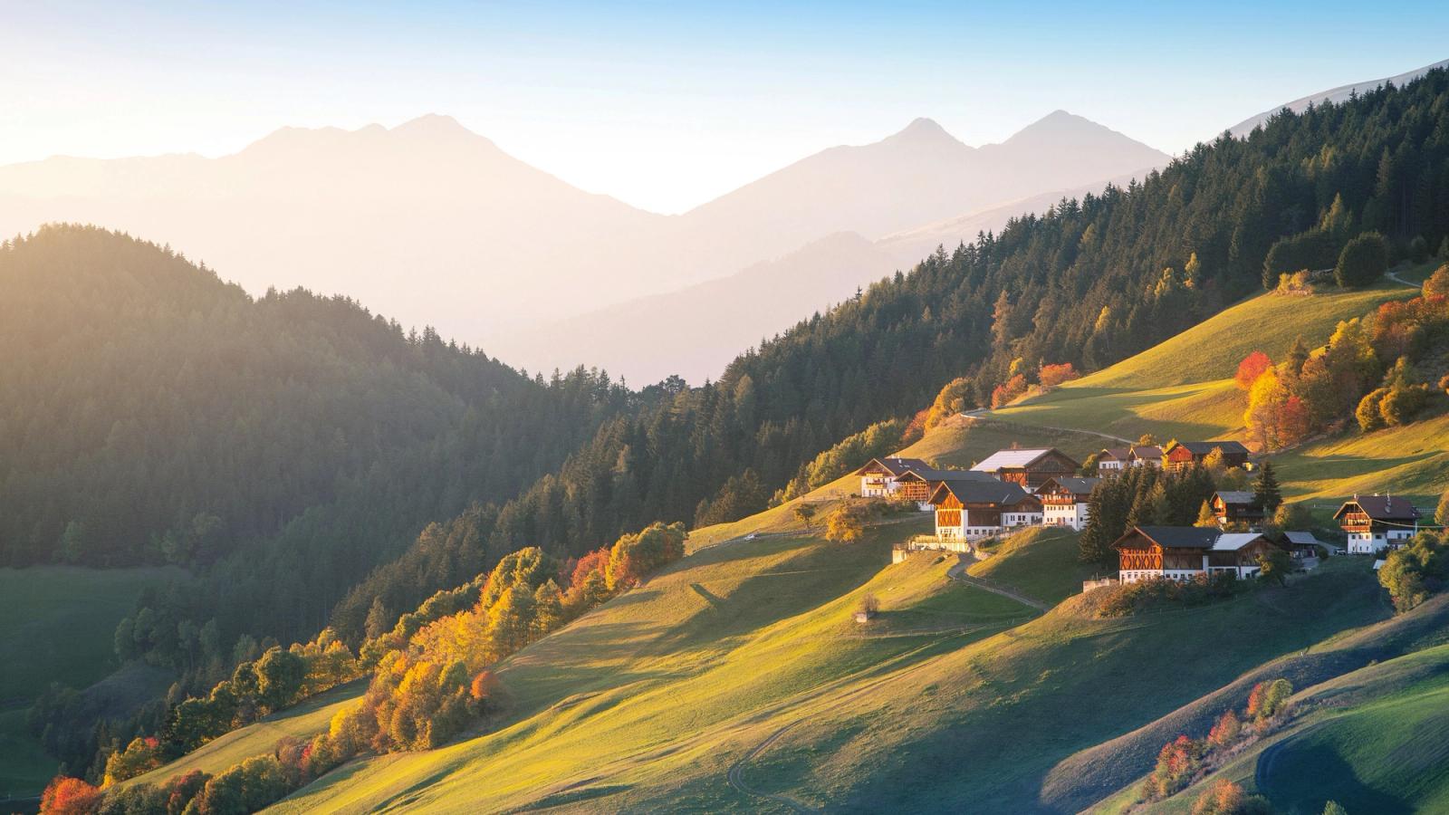 Switzerland: The Alps to the Italian Lakes