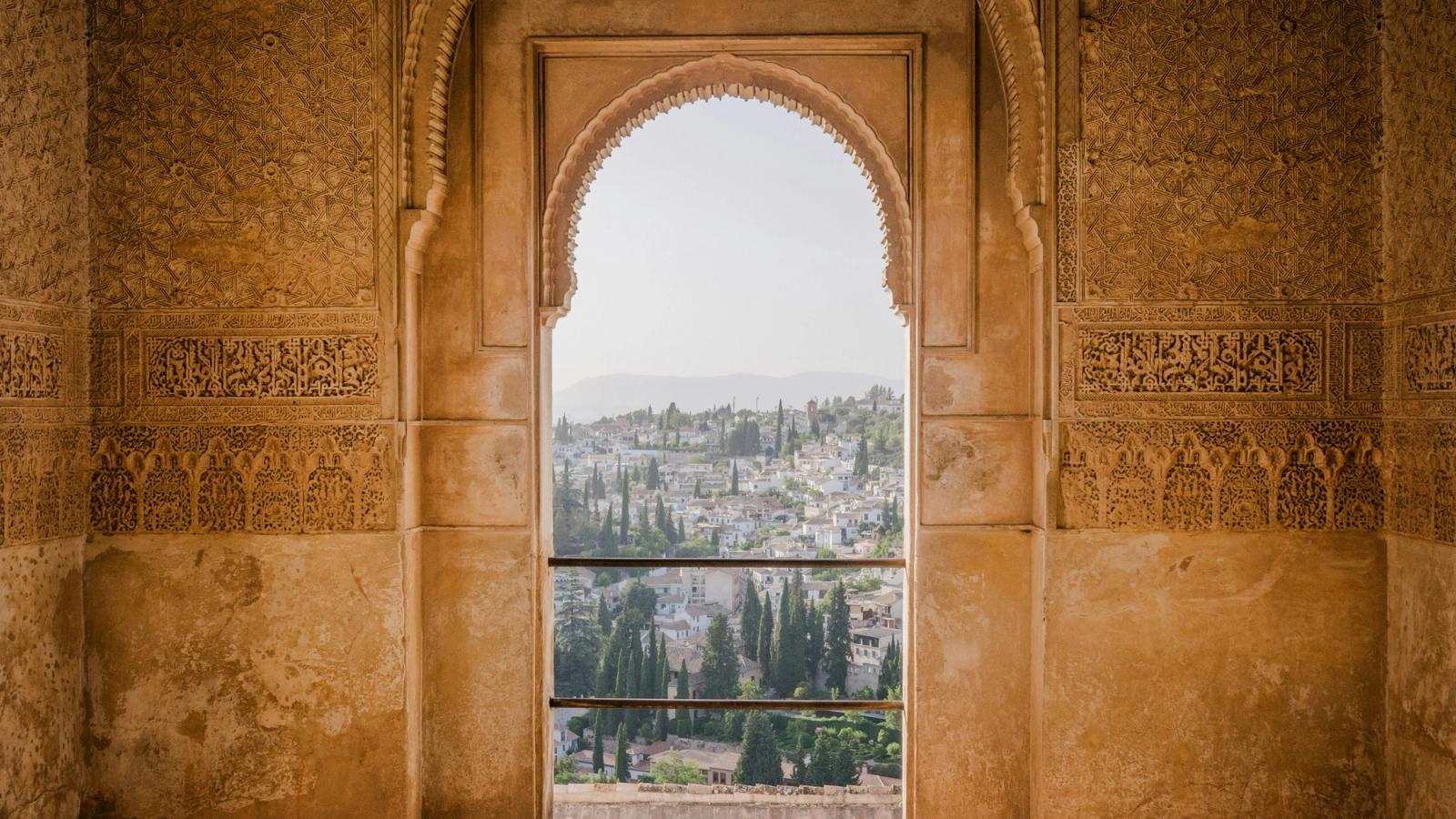 Spain and Portugal: 10 Extraordinary Cities