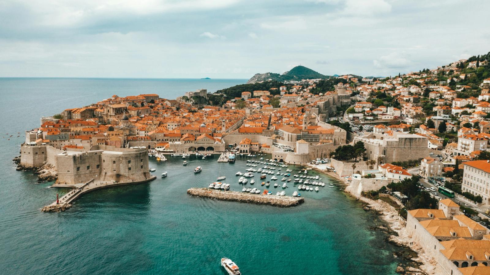 Worldway Travels x A&K x Crystal Cruises: Ancient Greece and the Adriatic